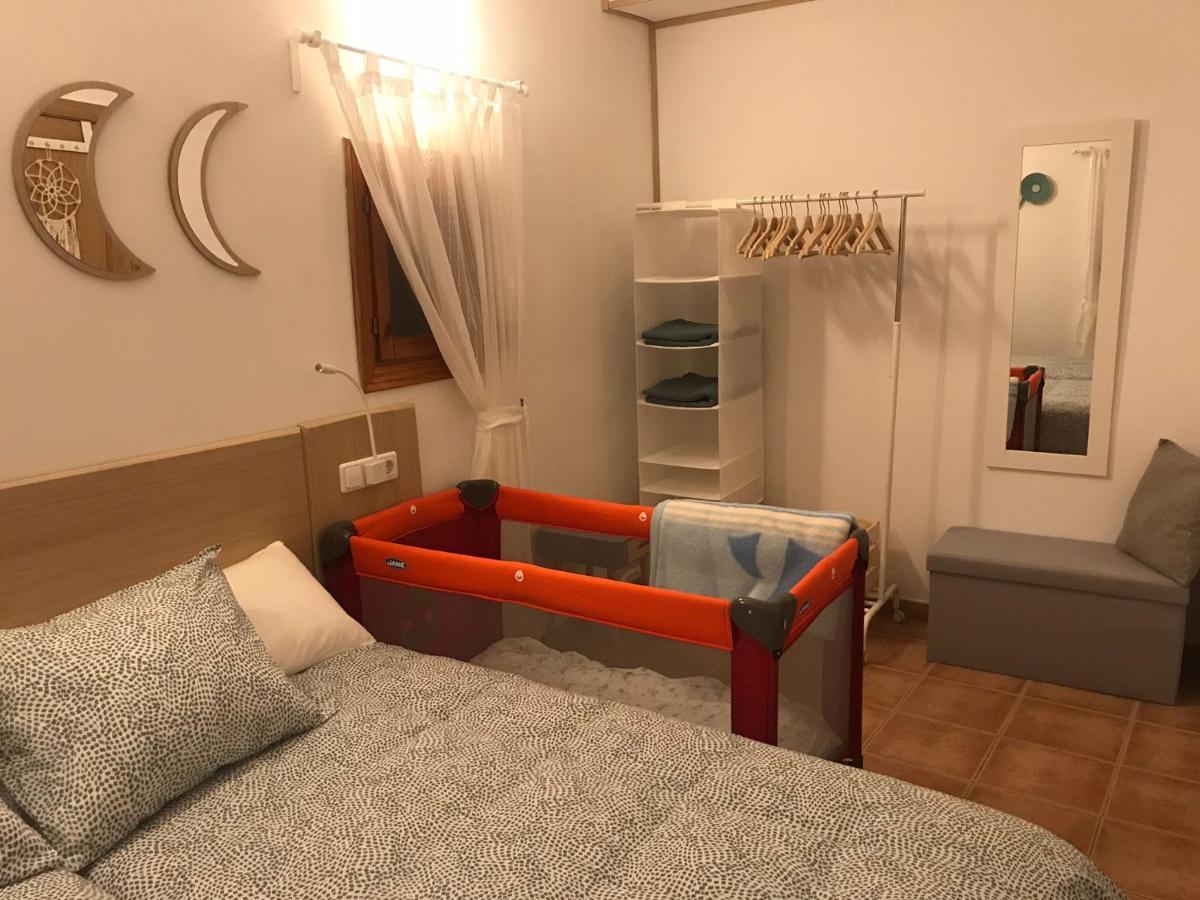 Apartamentos Erlueta Calatayud Bagian luar foto