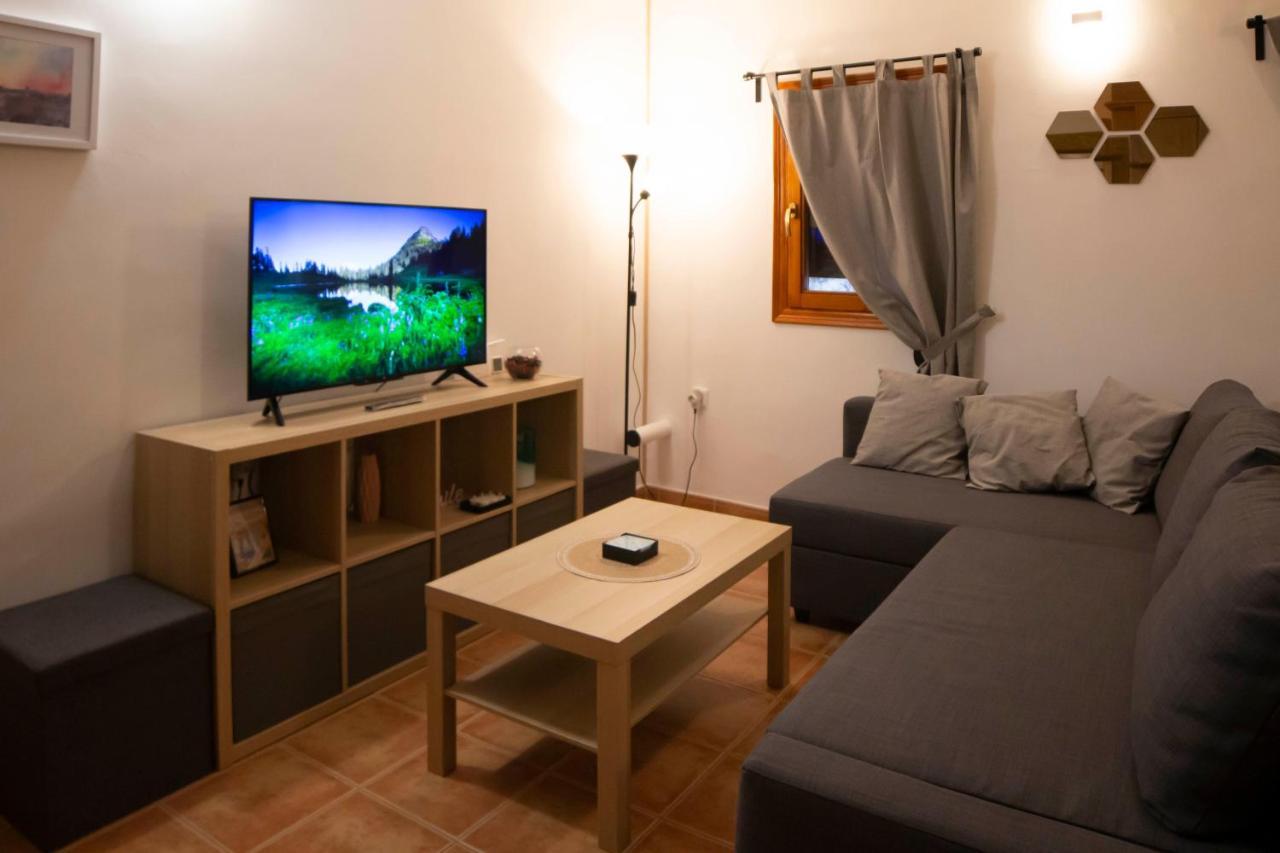 Apartamentos Erlueta Calatayud Bagian luar foto